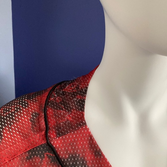 Hot Topic RED Tie Dye Baseball Jersey - Picture 4 of 7